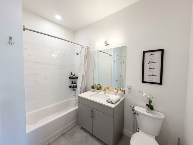 3531 Washington St 316, Boston, MA 02130