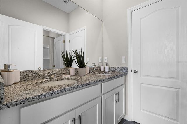 2073 ASHWOOD BLUFF, Ocoee, FL 34761