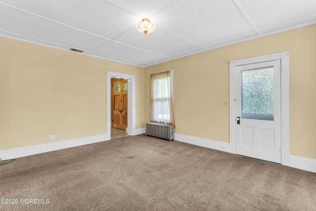 43 Devonshire Court, Middletown, NJ 07748