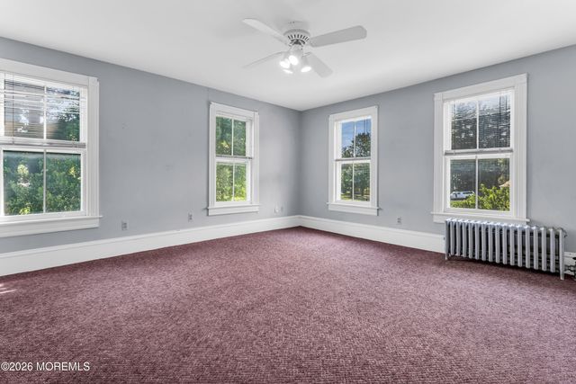 43 Devonshire Court, Middletown, NJ 07748