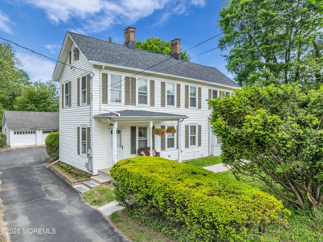 43 Devonshire Court, Middletown, NJ 07748
