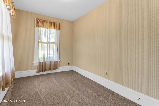 43 Devonshire Court, Middletown, NJ 07748