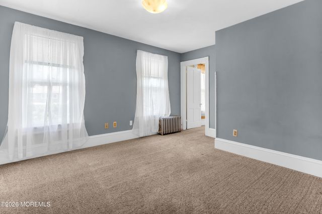 43 Devonshire Court, Middletown, NJ 07748