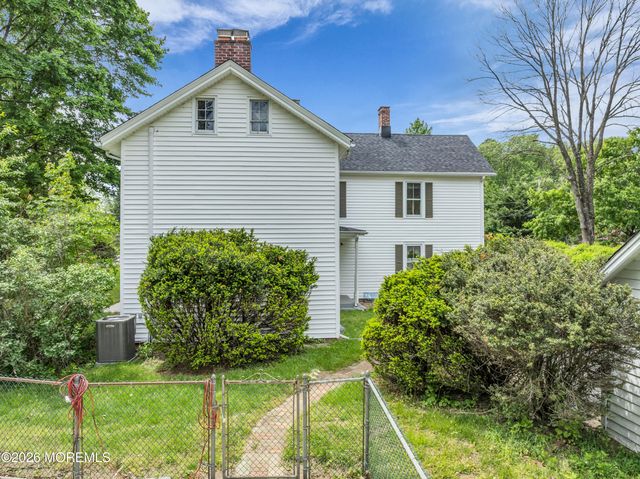 43 Devonshire Court, Middletown, NJ 07748
