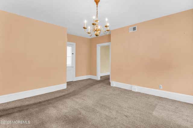 43 Devonshire Court, Middletown, NJ 07748
