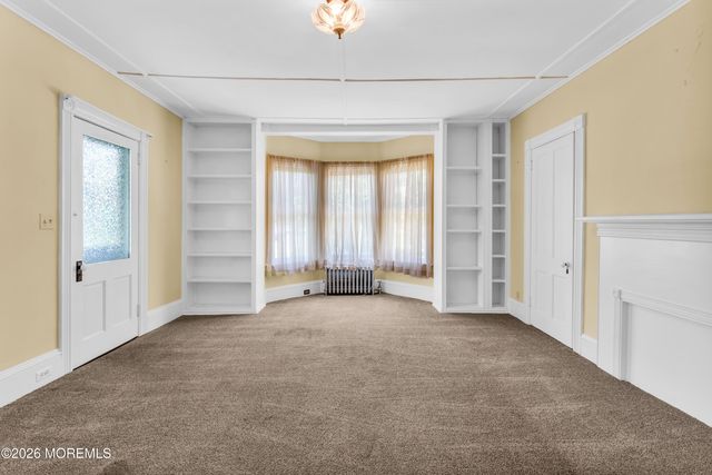 43 Devonshire Court, Middletown, NJ 07748
