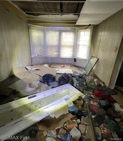 209 Connecticut Street, Highland Park, MI 48203