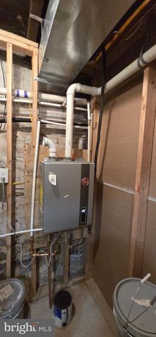 1302 W 6TH ST, Wilmington, DE 19805