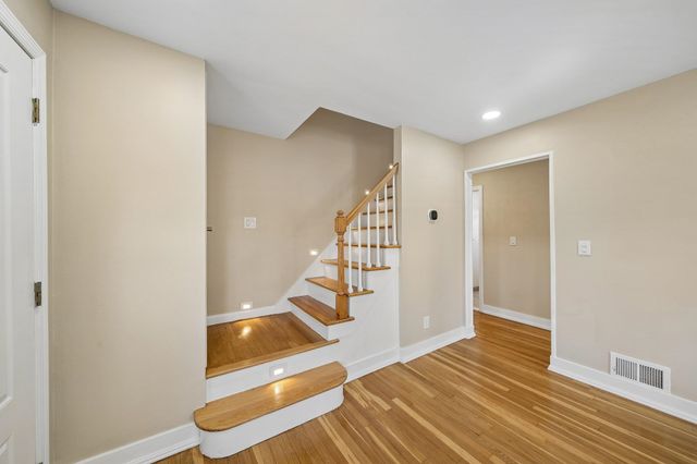 847 DENNIS PL, Linden, NJ 07036