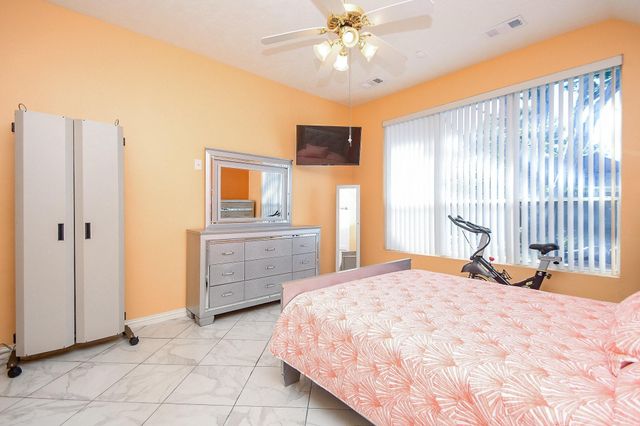 6614 Timber Square Court, Richmond, TX 77407