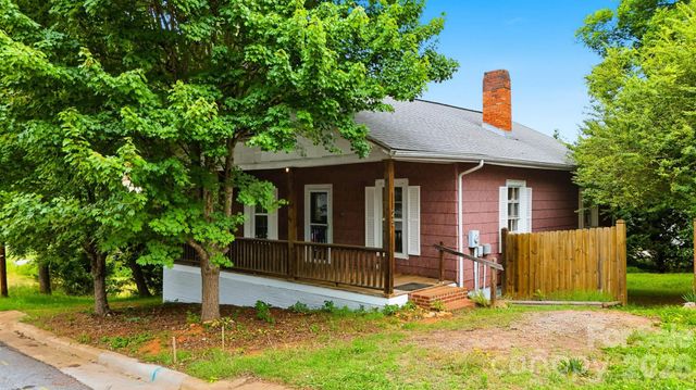 25 Central Avenue, Granite Falls, NC 28630