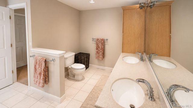 3 Alloway Crescent, Highland Mills, NY 10930