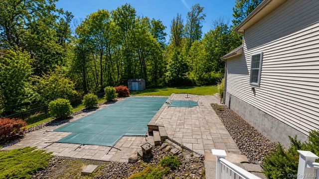 3 Alloway Crescent, Highland Mills, NY 10930