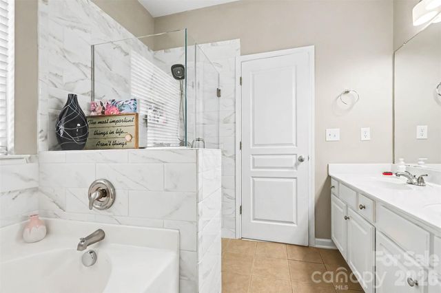1512 Bitter Creek Drive, Charlotte, NC 28214