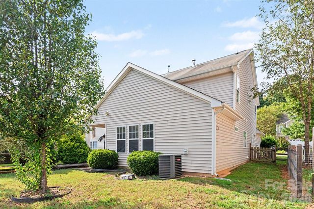 1512 Bitter Creek Drive, Charlotte, NC 28214