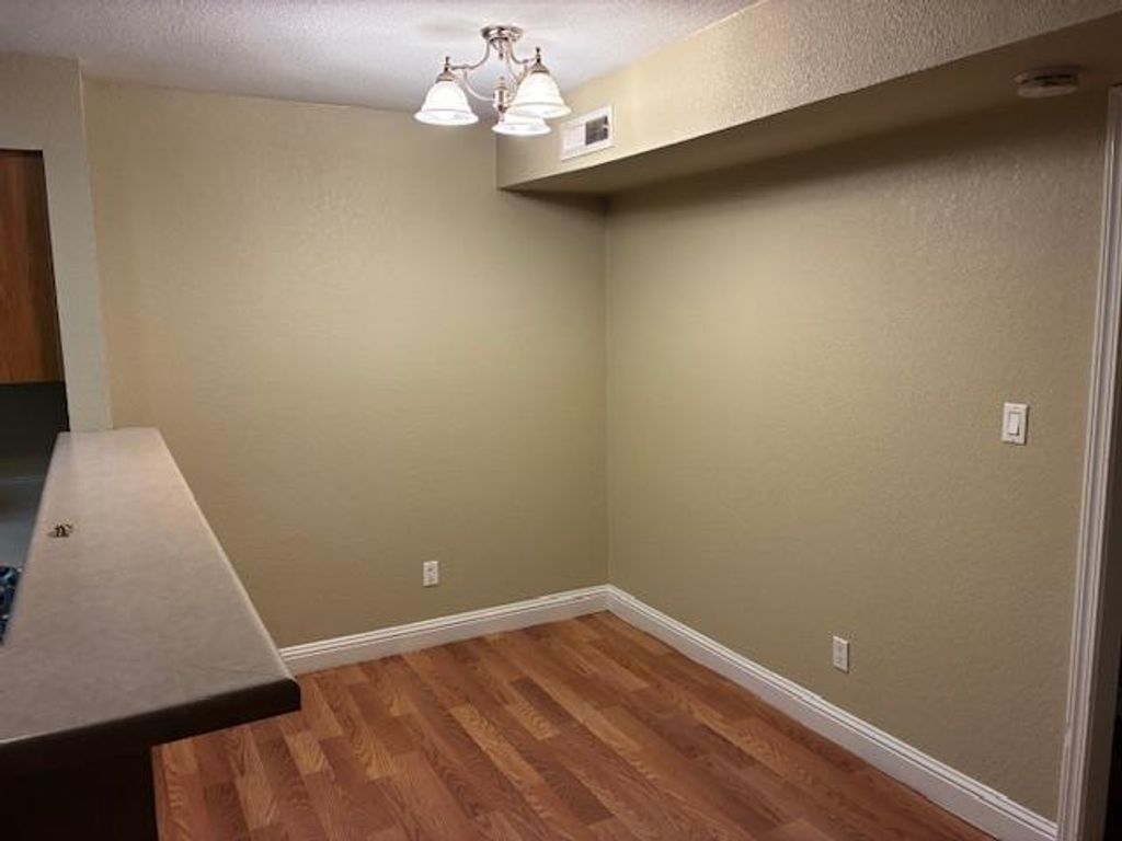 Image 4 of property listing at 2881 Huntington Boulevard # 150, Fresno, CA 93721