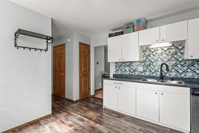 2017 Green Tree ROAD, West Bend, WI 53090