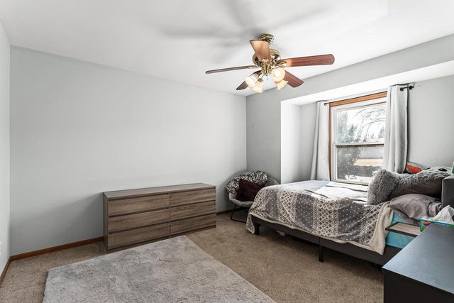 2017 Green Tree ROAD, West Bend, WI 53090