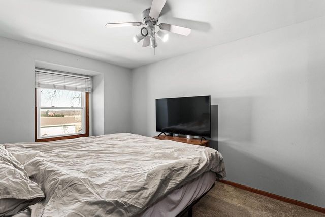 2017 Green Tree ROAD, West Bend, WI 53090