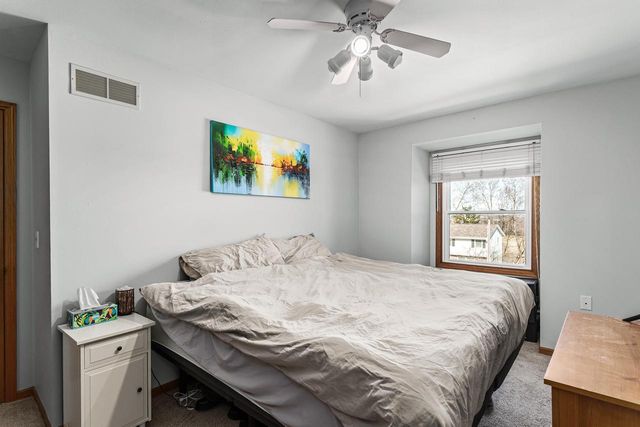 2017 Green Tree ROAD, West Bend, WI 53090