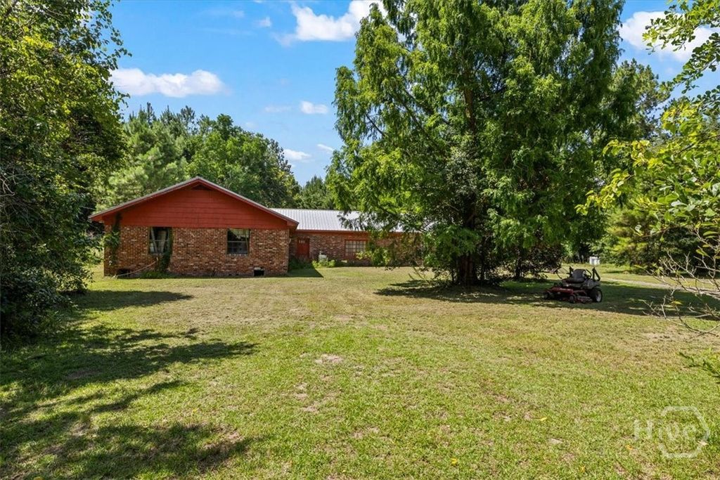 Image 10 of property listing at 202 Nease Road, Guyton, GA 31312