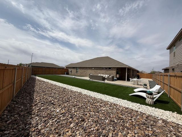 6102 Bobwhite Dr, Midland, TX 79705