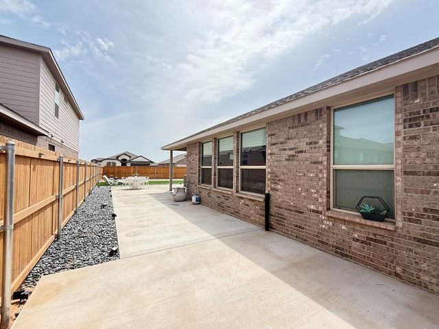 6102 Bobwhite Dr, Midland, TX 79705