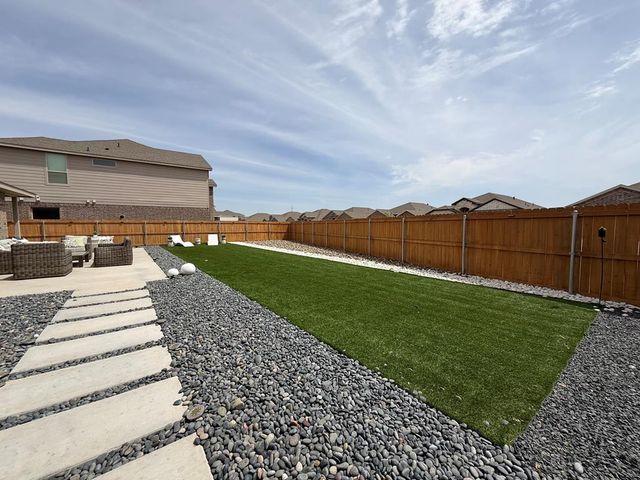 6102 Bobwhite Dr, Midland, TX 79705