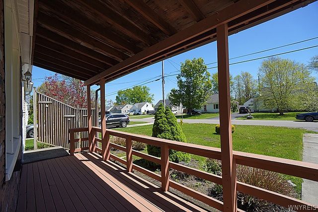 5790 Walden Drive, Hamburg, NY 14085