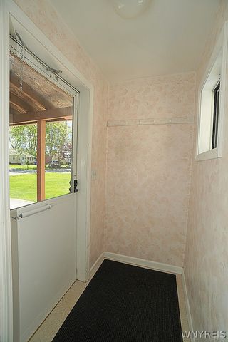 5790 Walden Drive, Hamburg, NY 14085