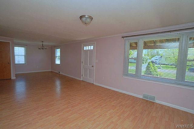 5790 Walden Drive, Hamburg, NY 14085