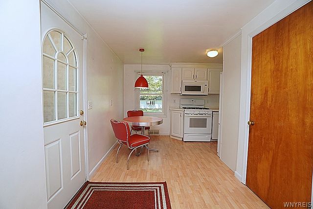 5790 Walden Drive, Hamburg, NY 14085