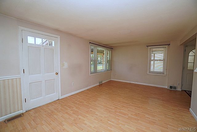 5790 Walden Drive, Hamburg, NY 14085