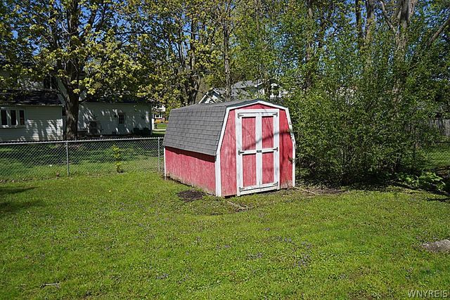 5790 Walden Drive, Hamburg, NY 14085