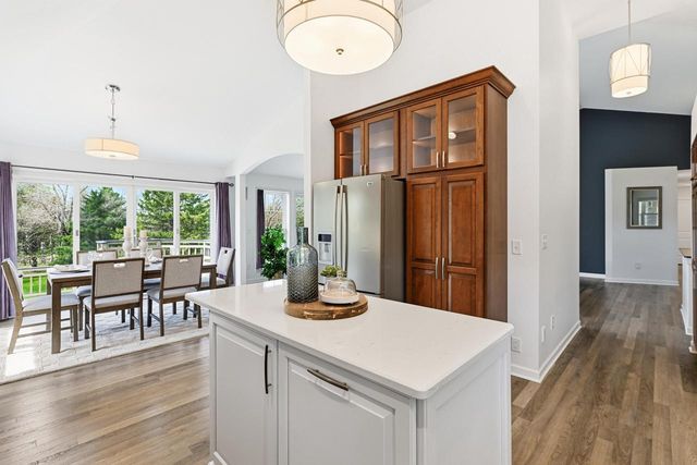1619 Tallgrass CIRCLE, Waukesha, WI 53188