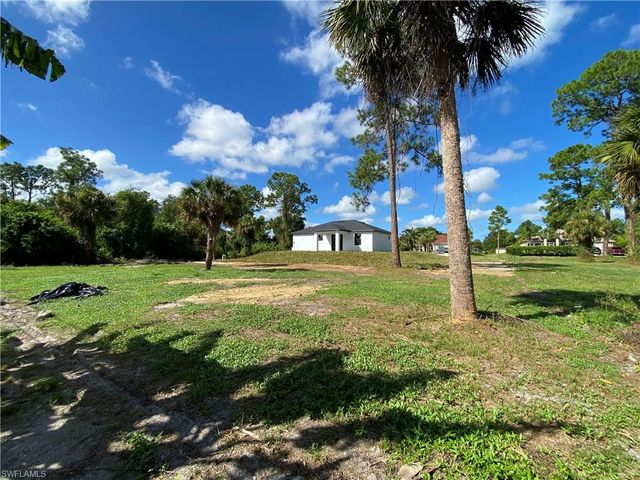 714 Hamilton AVE, Lehigh Acres, FL 33972