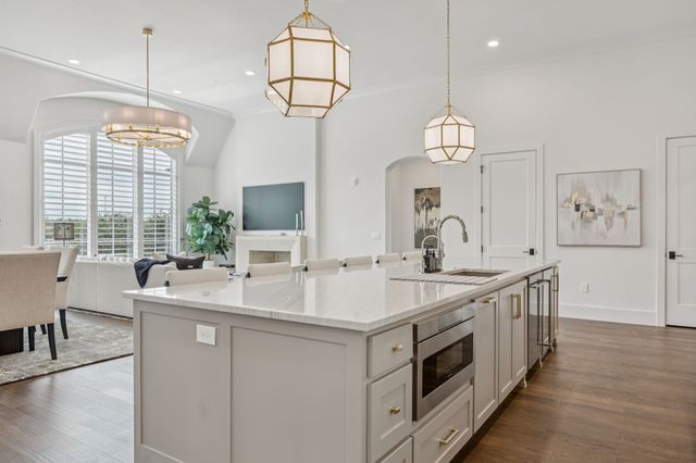 6801 Corporate Drive B16, Plano, TX 75024