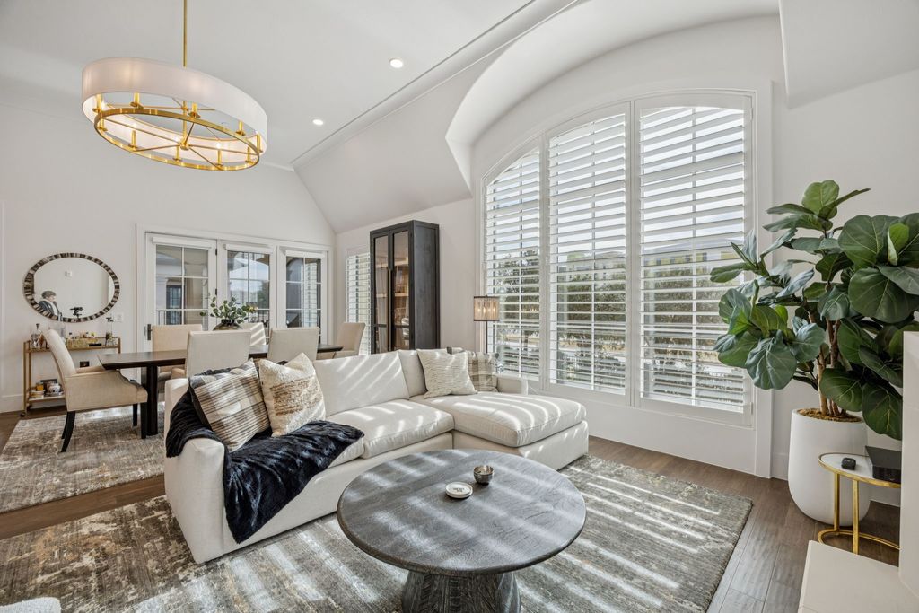 6801 Corporate Drive B16, Plano, TX 75024