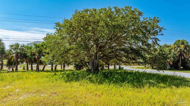 1730 Ensenada Uno, Pensacola Beach, FL 32561