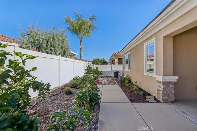 5444 Paseo Famosa, Hemet, CA 92545