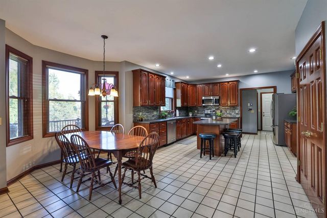 4628 Boomer Road, Green Twp, OH 45247