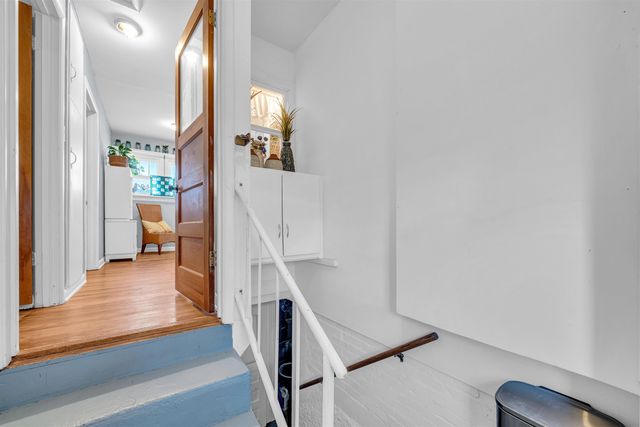 1319 John St, Winfield, KS 67156