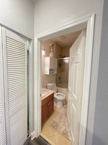 425 NE 1st Street, Pompano Beach, FL 33060