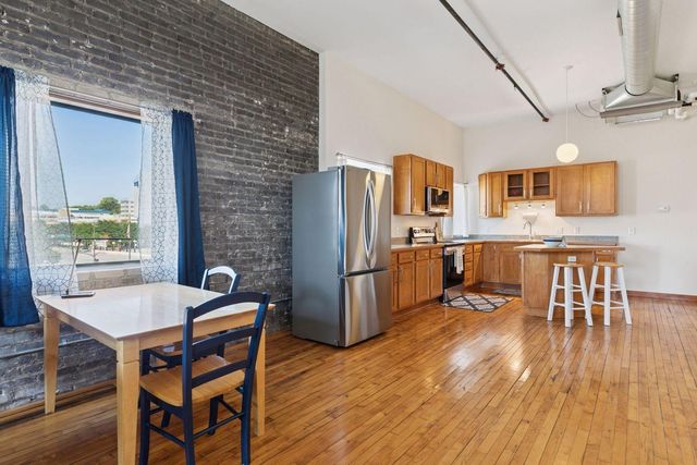523 Jackson Street 302, Saint Paul, MN 55101