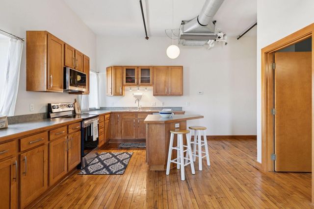 523 Jackson Street 302, Saint Paul, MN 55101
