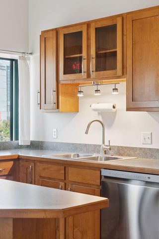 523 Jackson Street 302, Saint Paul, MN 55101