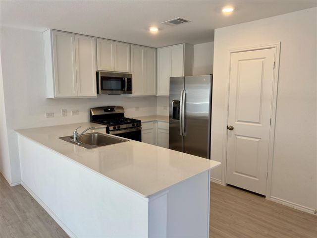 2218 Cumulus CT, Lockhart, TX 78644