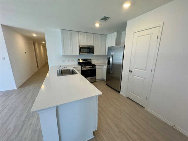 2218 Cumulus CT, Lockhart, TX 78644