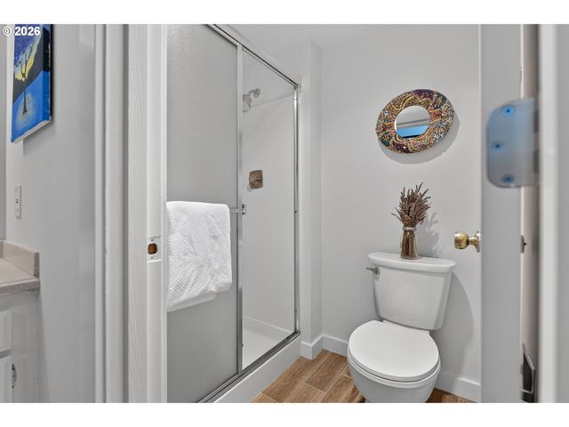 9925 Sw QUAIL POST Rd, Portland, OR 97219