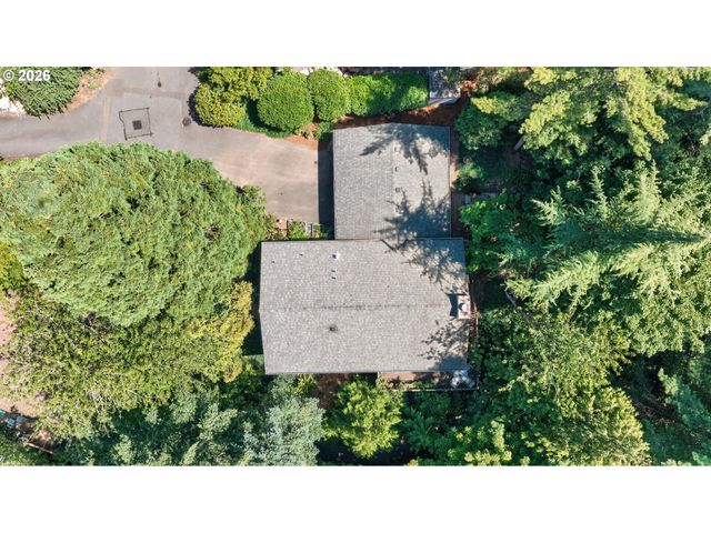 9925 Sw QUAIL POST Rd, Portland, OR 97219